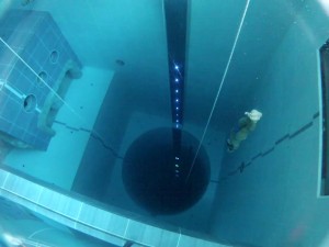 En la piscina más profunda del mundo puedes bajar hasta 40 metros de profundidad