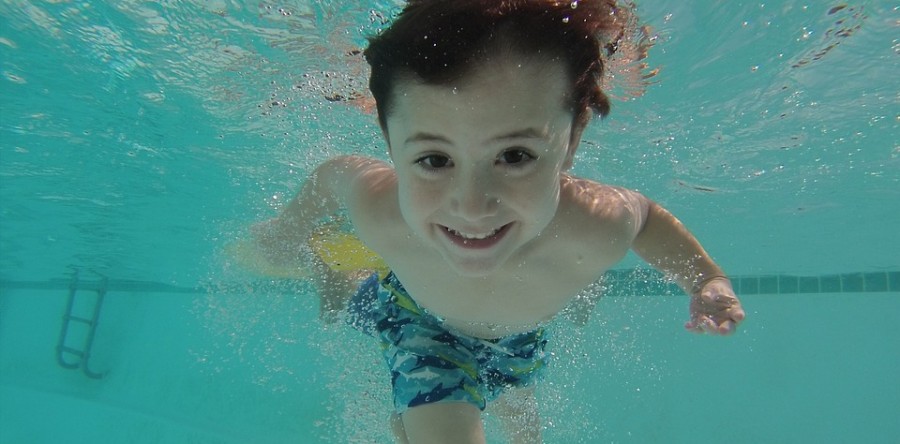 Consejos de seguridad infantil en las piscinas