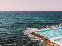 ¿Piscina o playa?